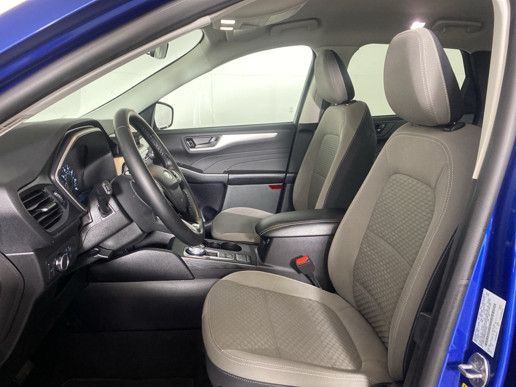 2022 Ford Escape SE photo 4