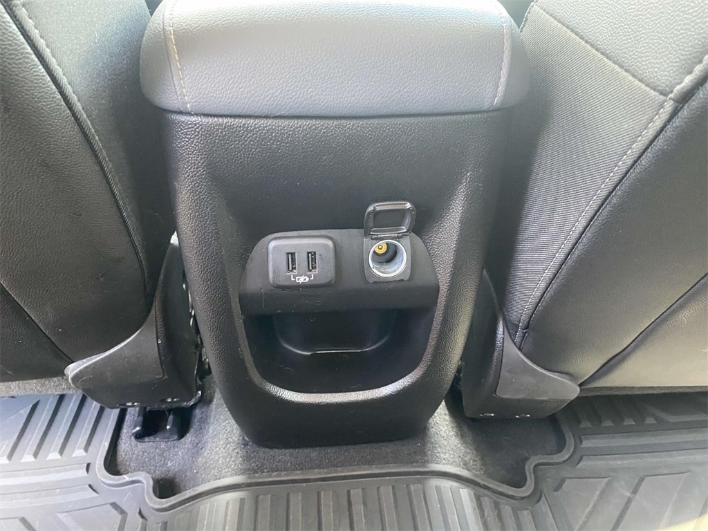 2020 Chevrolet Colorado Z71 photo 11