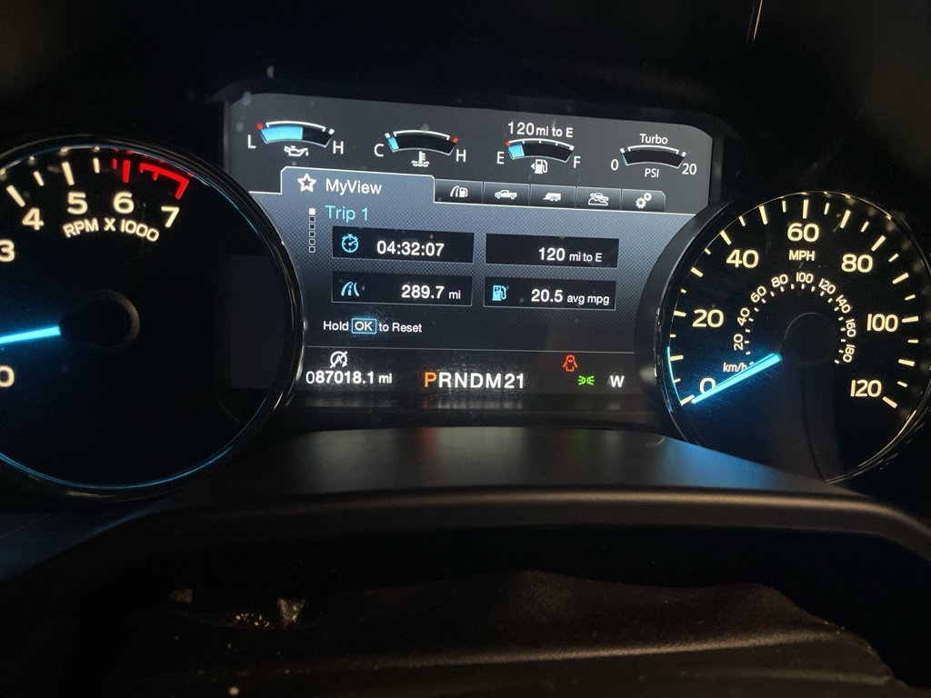 2016 Ford F-150 Lariat photo 3