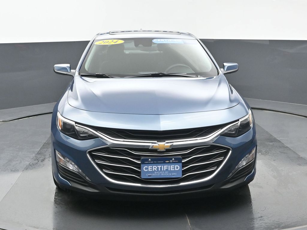 2024 Chevrolet Malibu 1LT photo 3