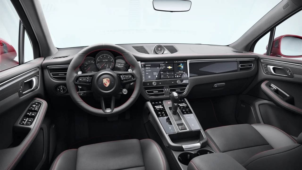 2026 Porsche Macan GTS photo 10
