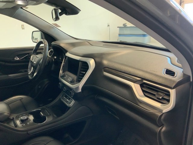 2023 Gmc Acadia SLT photo 39