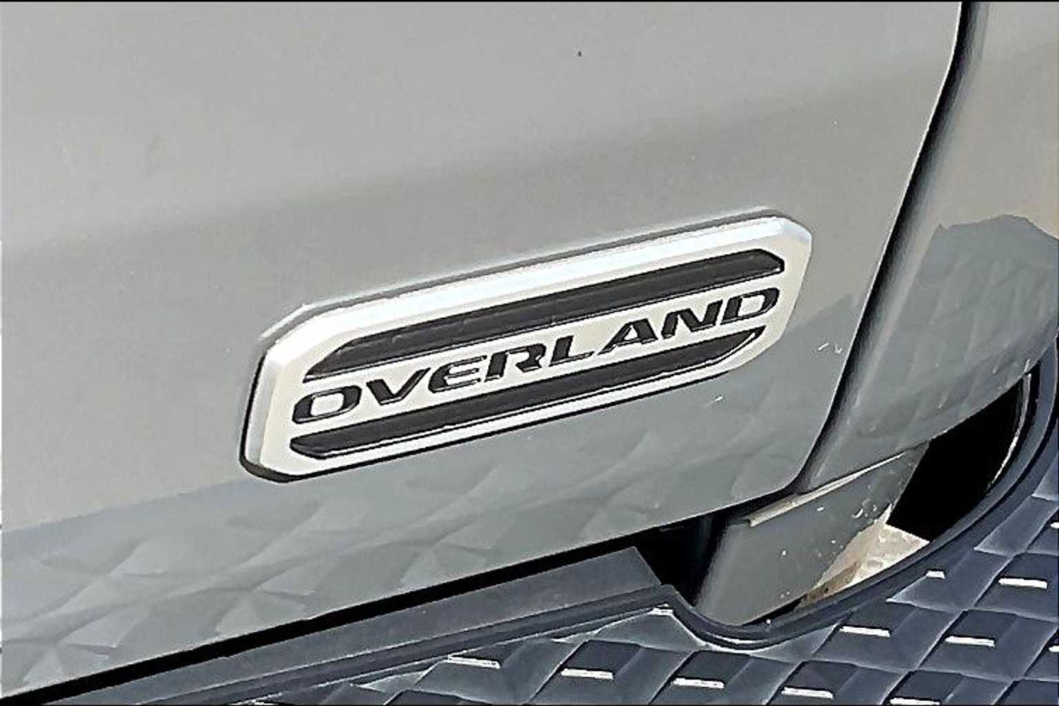 2022 Jeep Gladiator Overland photo 9
