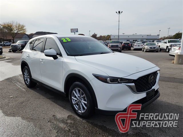 2023 Mazda CX-5 S Preferred package's photo