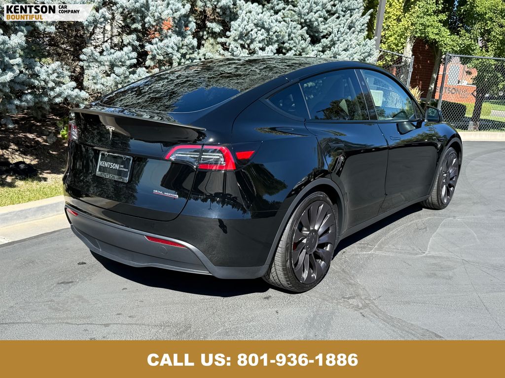 2023 Tesla Model Y Performance photo 8