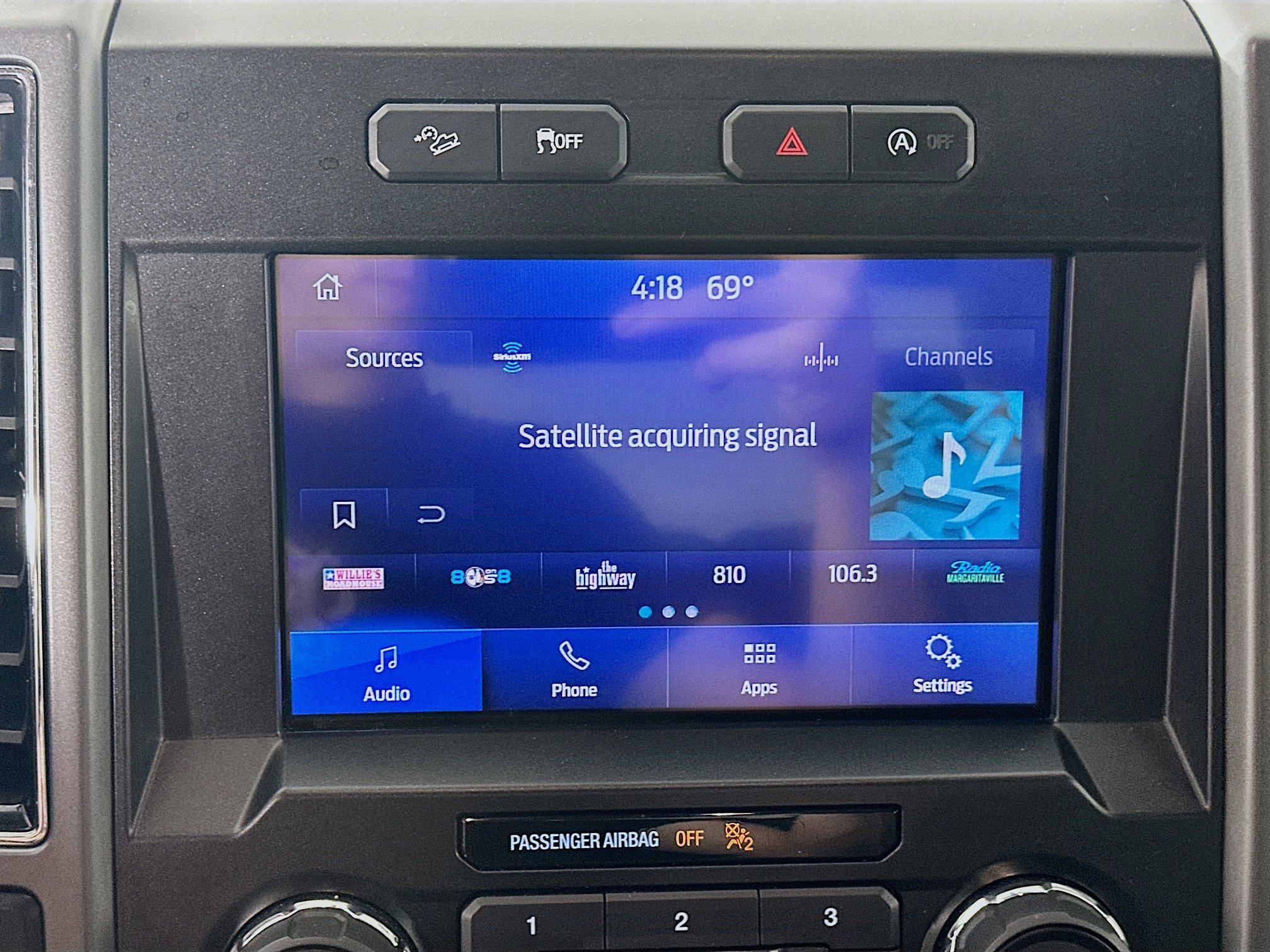 2020 Ford F-150 XLT photo 18