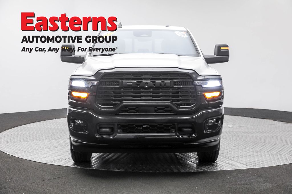 2025 Ram 2500 Tradesman photo 2