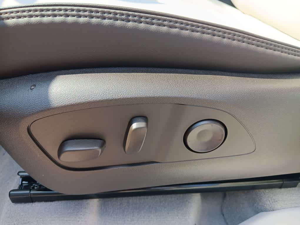 2026 Gmc Acadia Denali photo 6