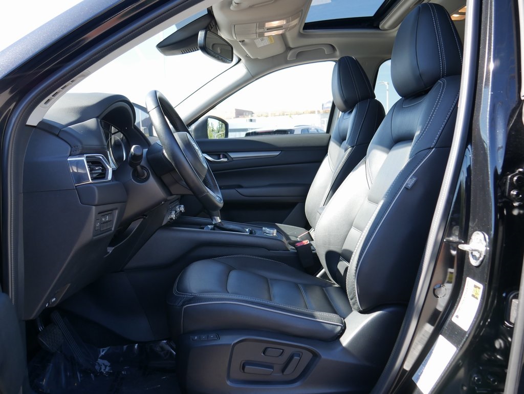 2025 Mazda CX-5 2.5 S Preferred photo 9