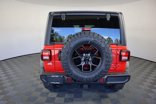 2025 Jeep Wrangler Willys photo 4