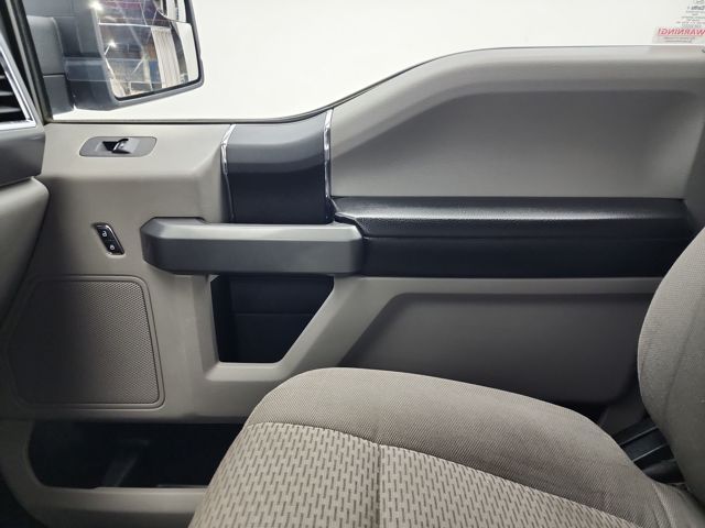 2015 Ford F-150 XL photo 29