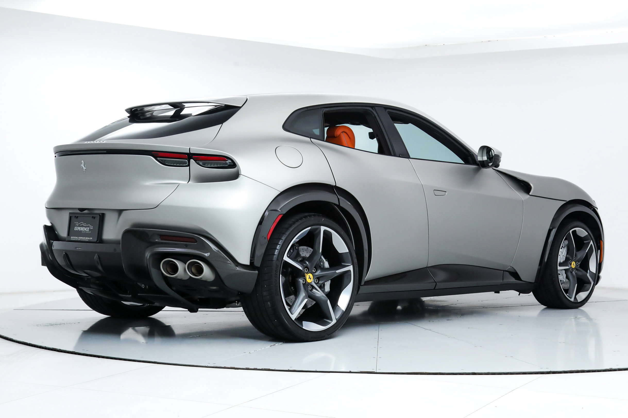 2024 Ferrari Purosangue photo 3