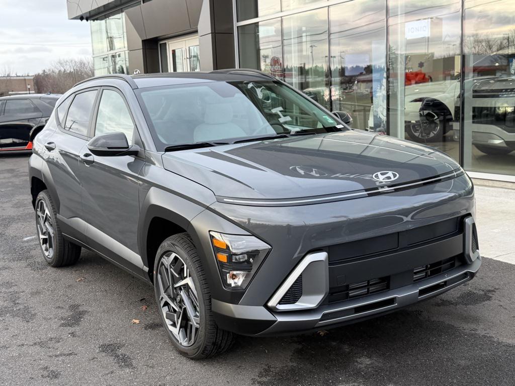 2026 Hyundai Kona SEL photo 2