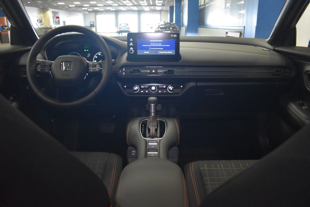 2026 Honda HR-V Sport photo 9