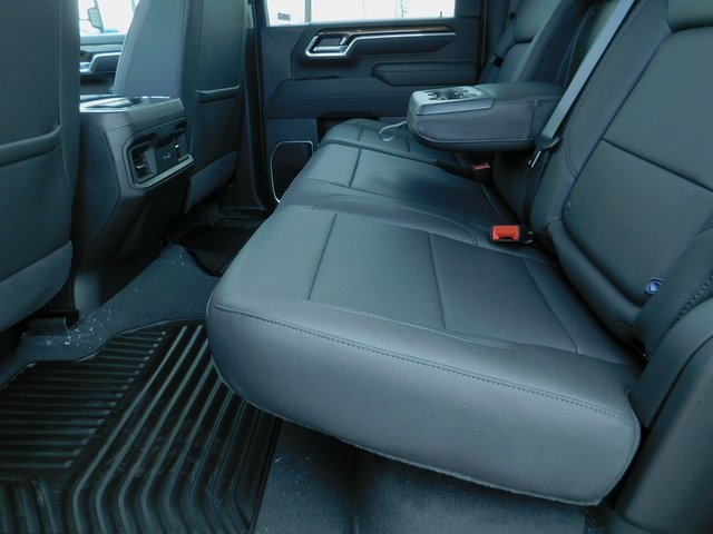 2025 Chevrolet Silverado 2500HD LT photo 16