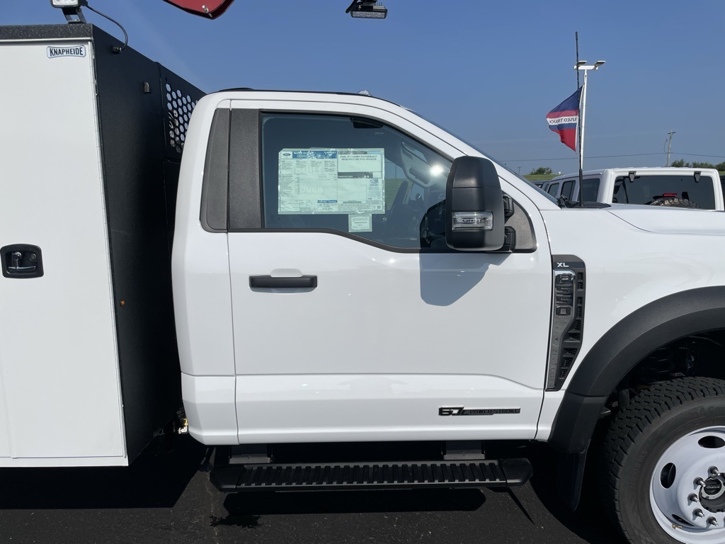2025 Ford F-550 XL photo 26