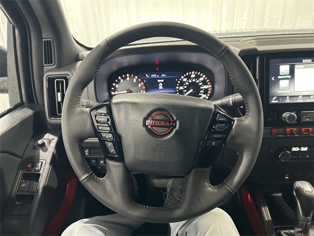 2025 Nissan Frontier PRO-4X photo 11
