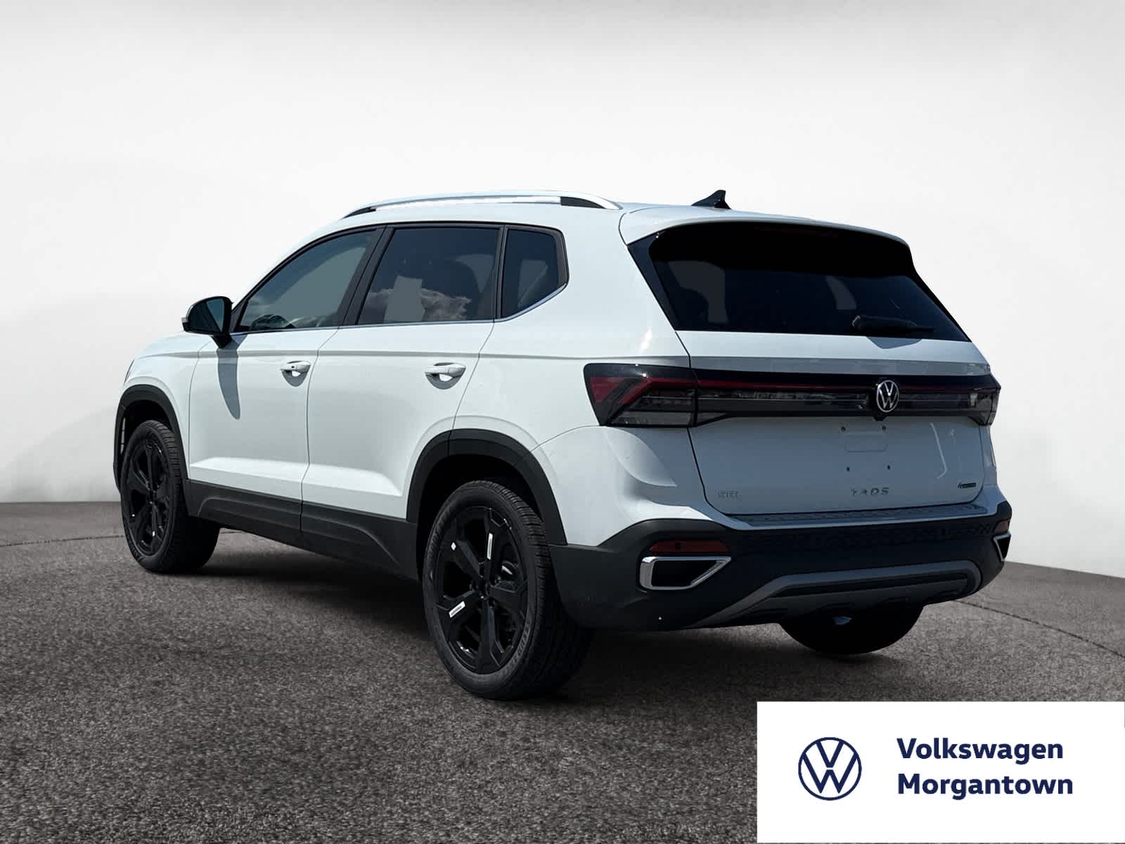 2025 Volkswagen Taos SEL photo 2