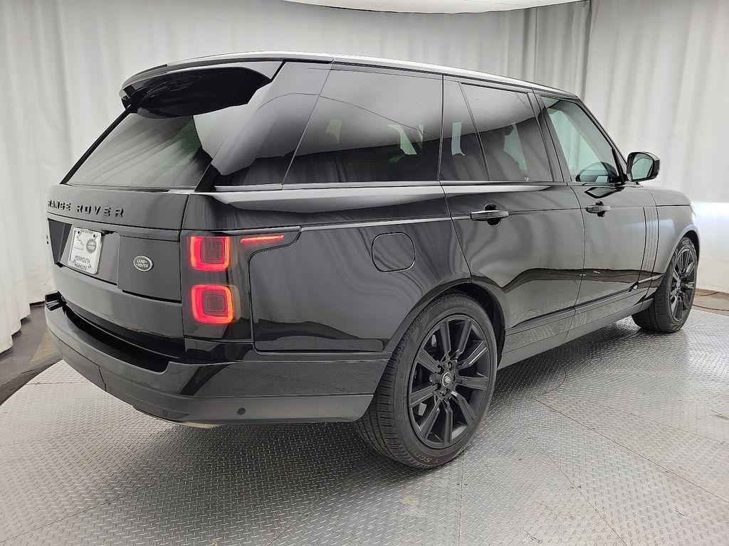 2020 Land Rover Range Rover HSE photo 2