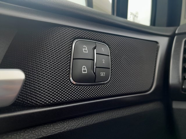 2019 Ford Fusion Energi Titanium photo 38