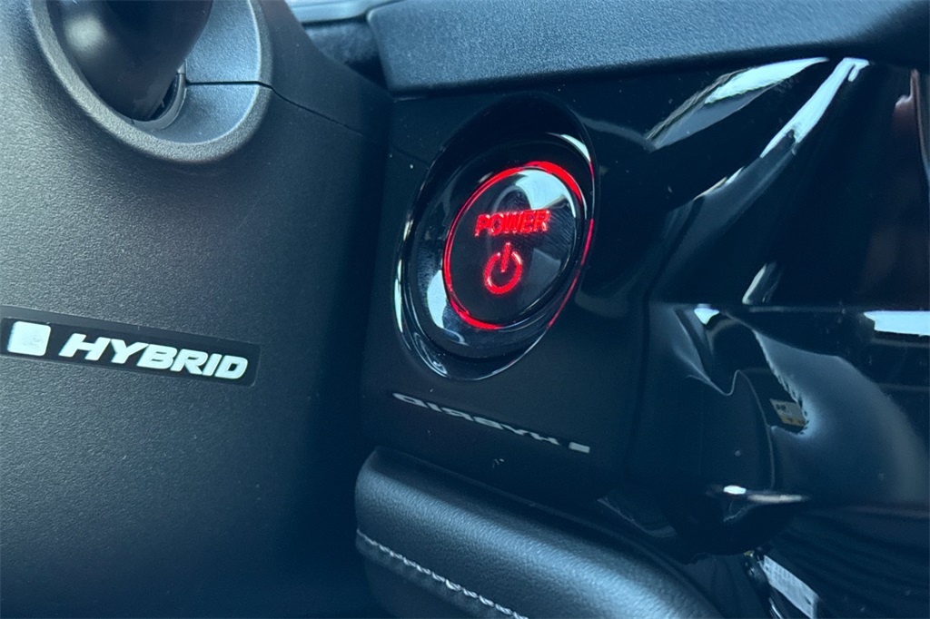 2025 Honda Accord Hybrid Sport-L photo 19