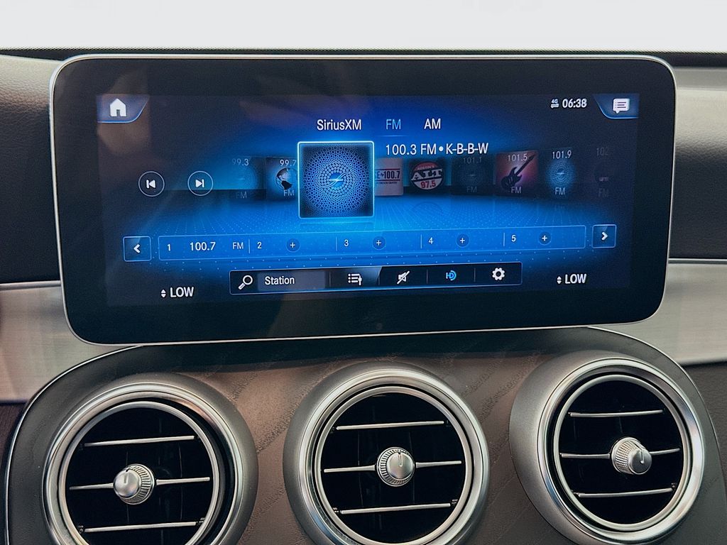 2022 Mercedes Benz GLC 300 4MATIC photo 14