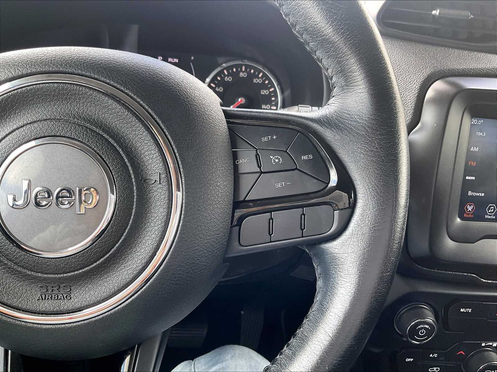 2020 Jeep Renegade Altitude photo 23