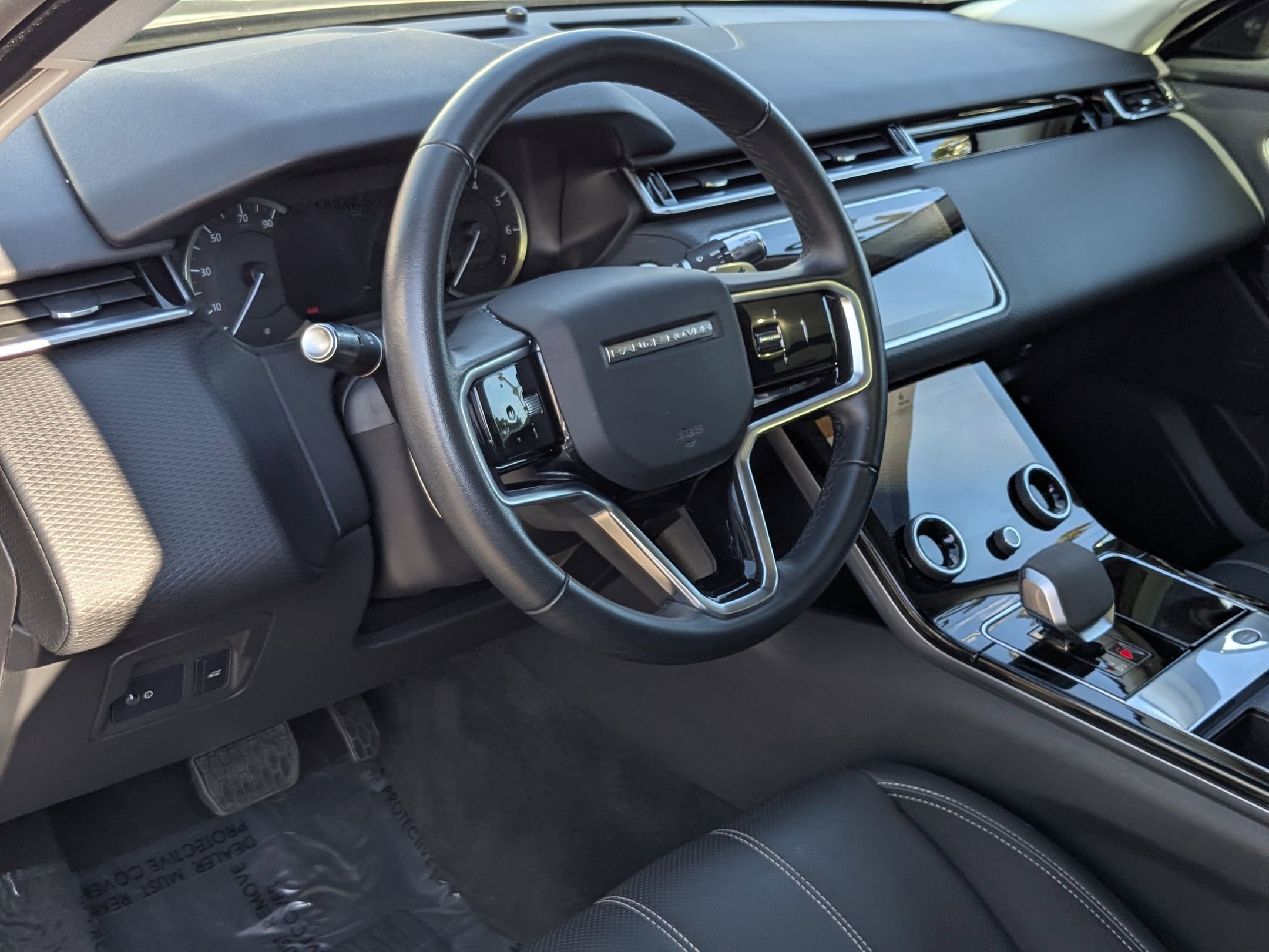 2023 Land Rover Range Rover Velar S photo 10