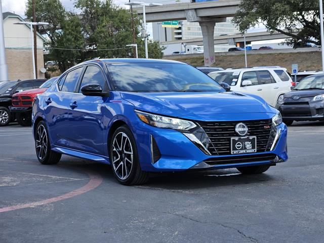 2024 Nissan Sentra SR photo 2