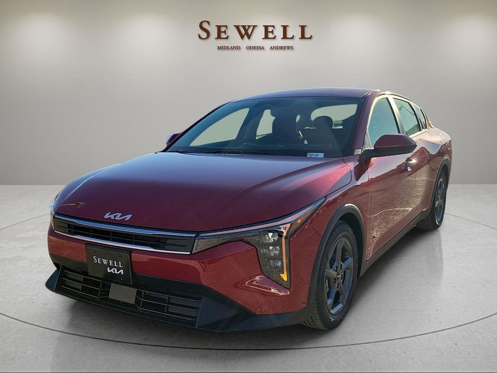 2025 Kia K4 LXS's photo