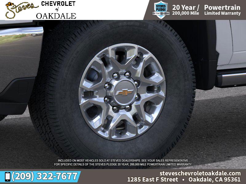 2026 Chevrolet Silverado 2500HD LTZ photo 9