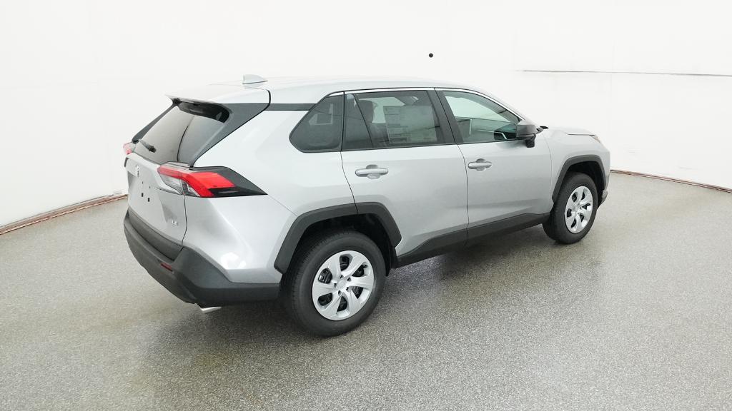 2025 Toyota RAV4 LE photo 22