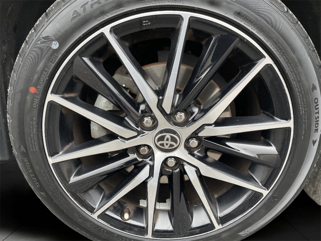 2022 Toyota Camry SE photo 26