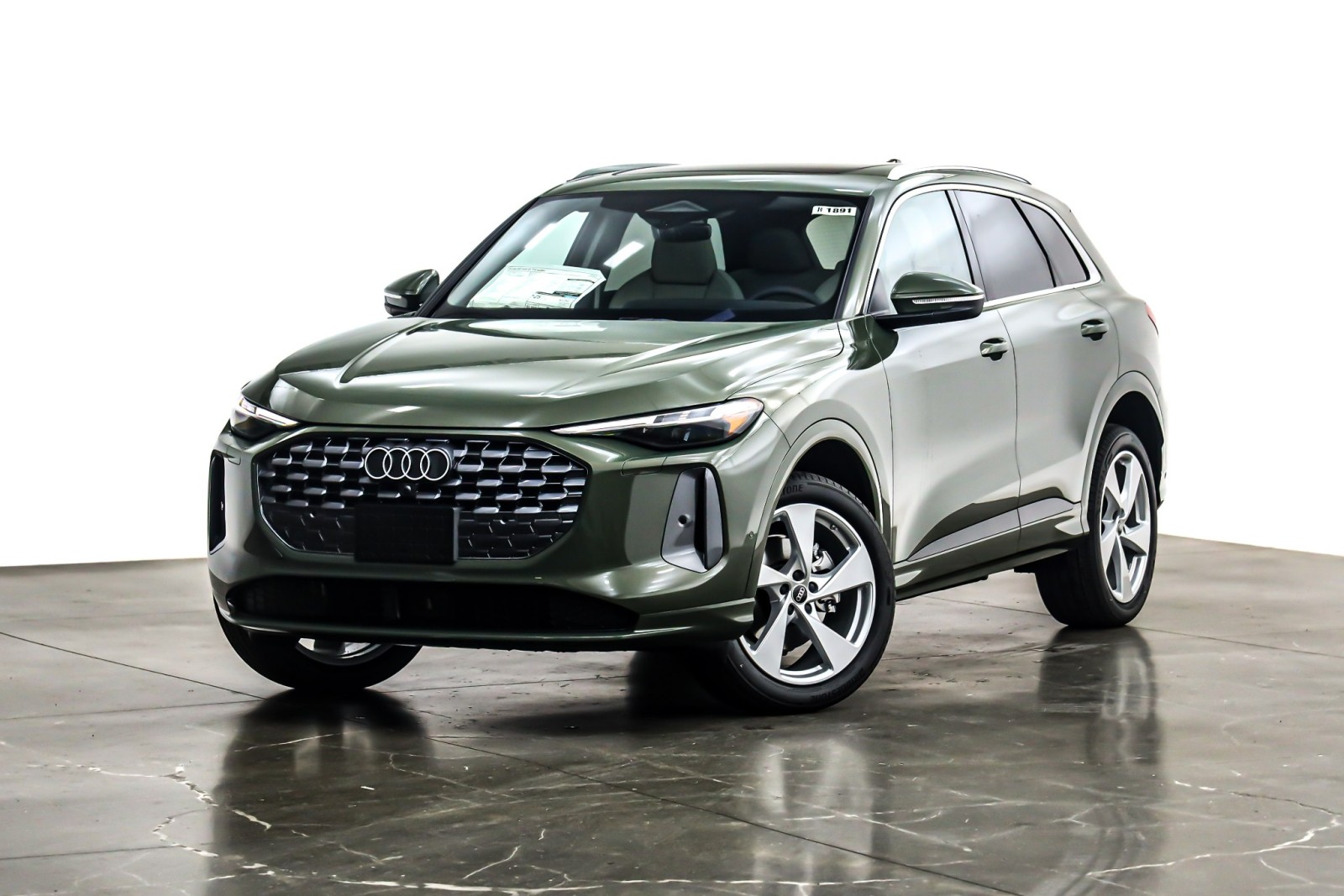 2025 Audi New Q5 Premium Plus's photo