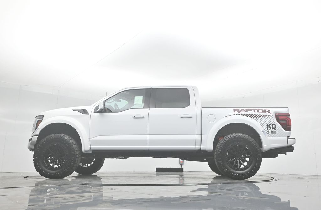 2025 Ford F-150 Raptor photo 51
