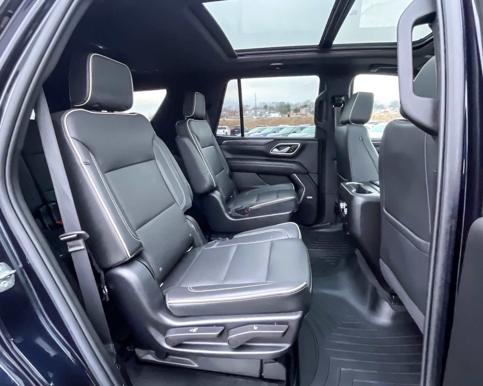 2022 Gmc Yukon SLT photo 17