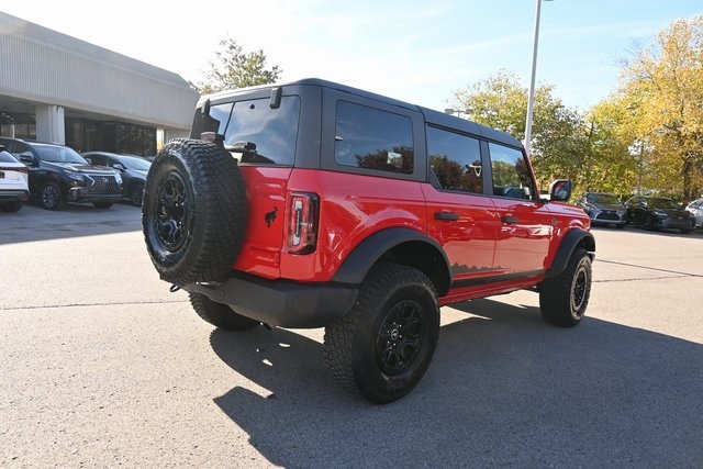 2023 Ford Bronco Wildtrak photo 2