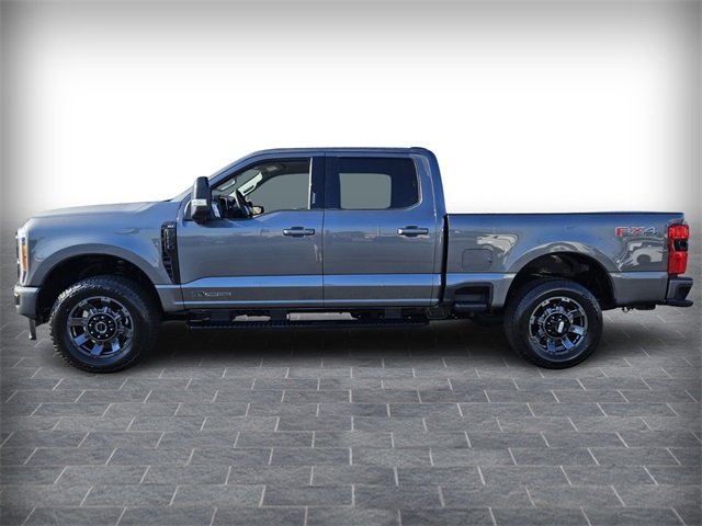 2023 Ford F-250 XLT photo 4