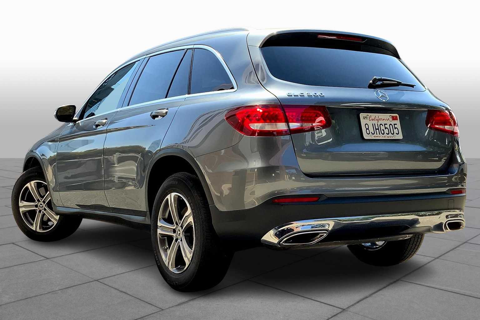 2018 Mercedes Benz GL 300 photo 11