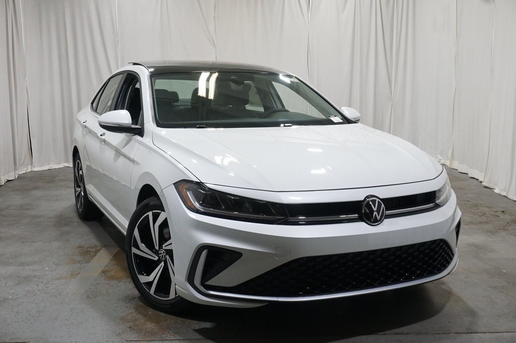 2025 Volkswagen Jetta 1.5T SEL photo 3