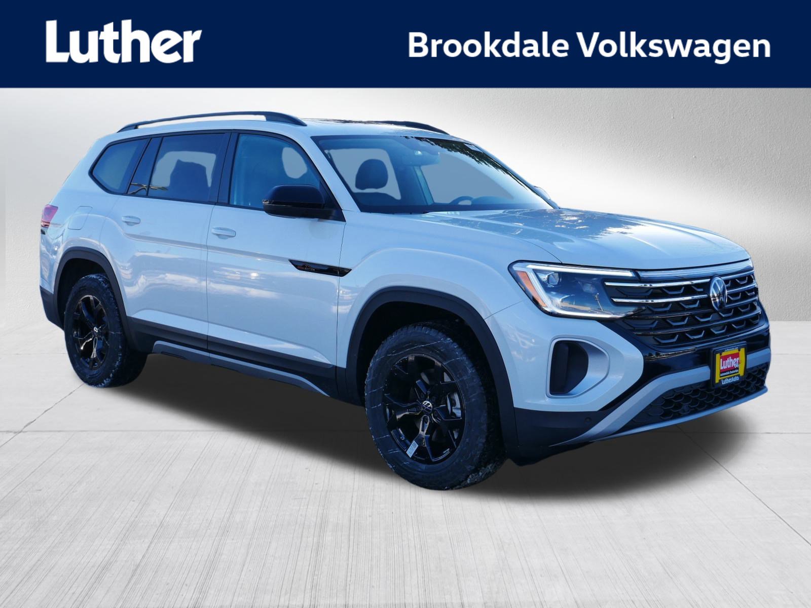 2026 Volkswagen Atlas Peak Edition's photo