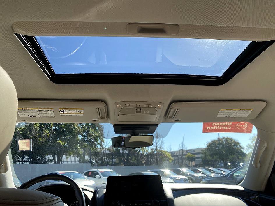 2021 Nissan Armada Platinum photo 20