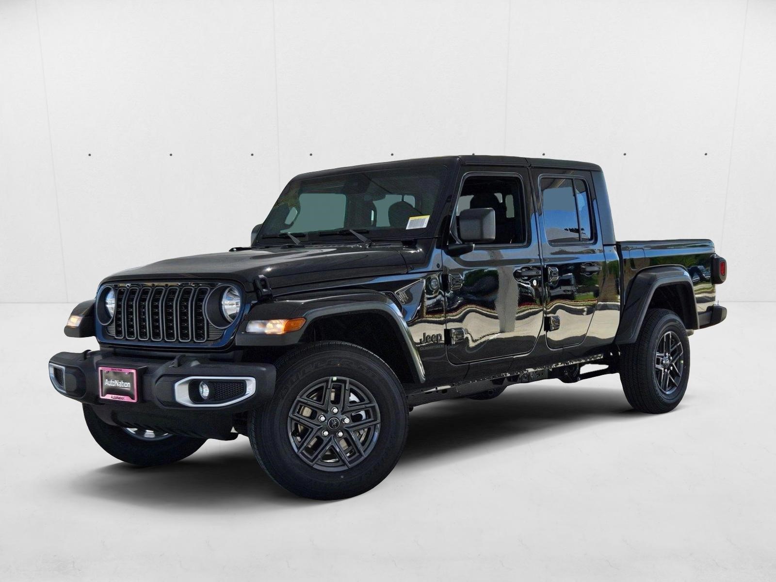 2025 Jeep Gladiator Sport S's photo