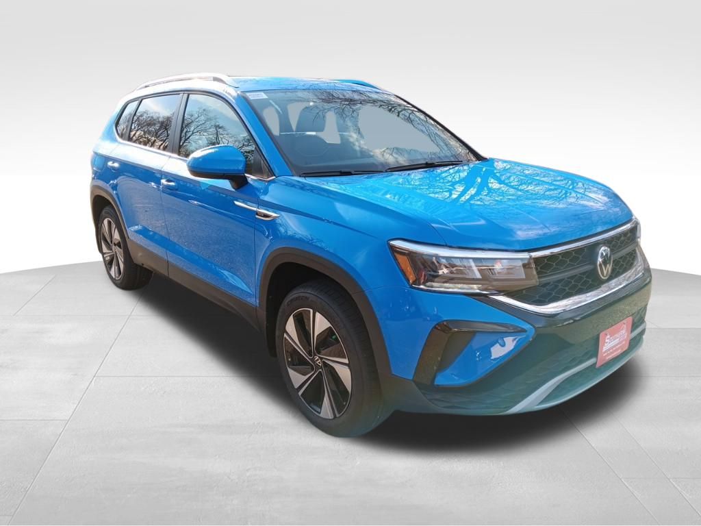 2024 Volkswagen Taos SE photo 7