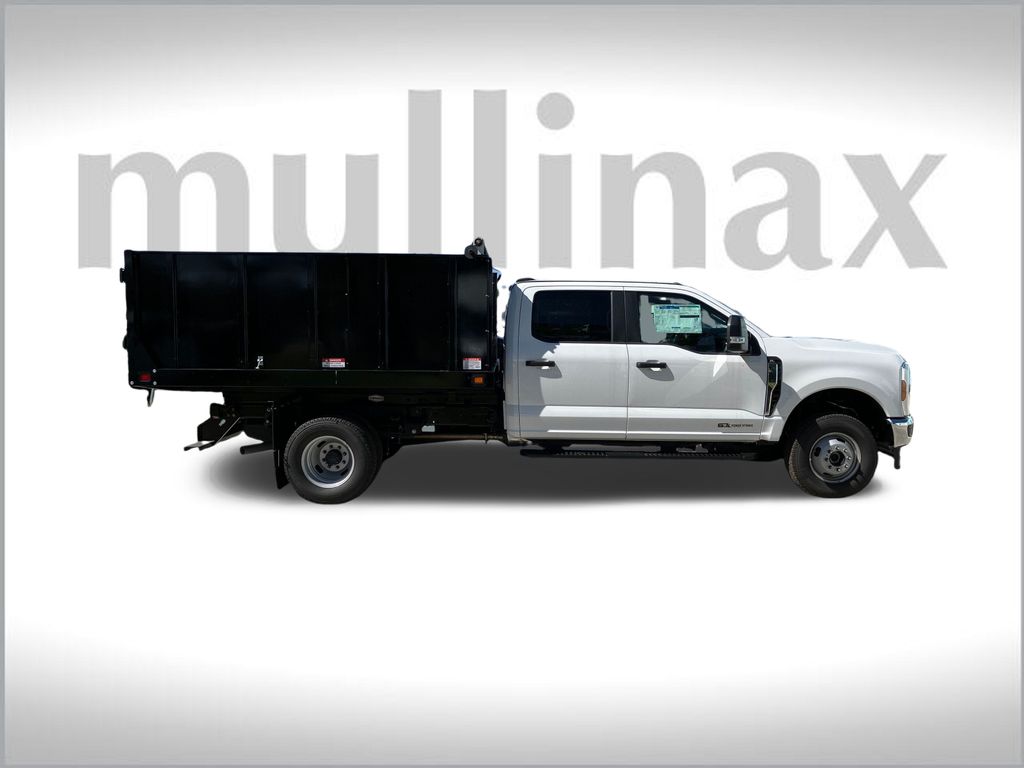 2024 Ford F-350 XL photo 2