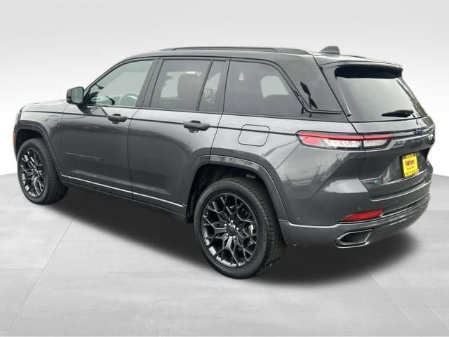2024 Jeep Cherokee Summit 4xe photo 2