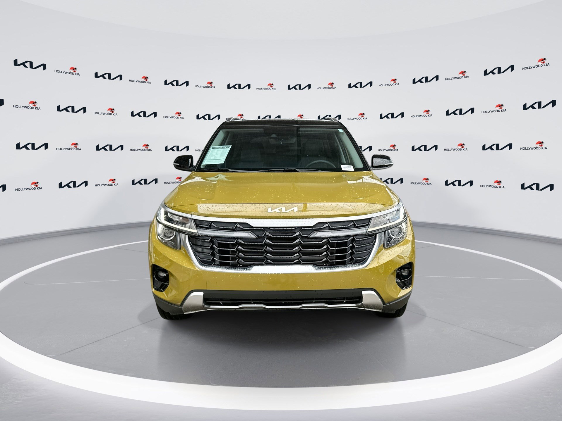 2024 Kia Seltos S photo 3