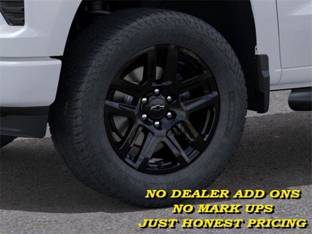 2026 Chevrolet Silverado Custom photo 8
