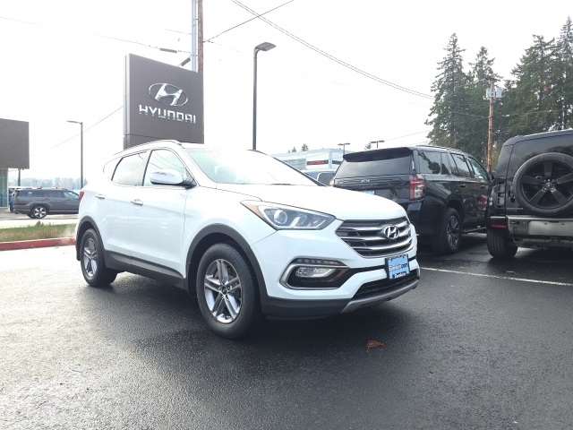 2018 Hyundai Santa Fe Sport Base photo 2