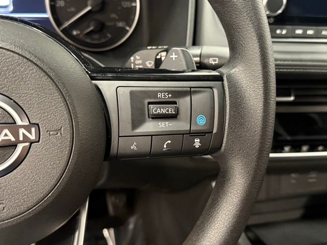 2023 Nissan Rogue SV photo 12